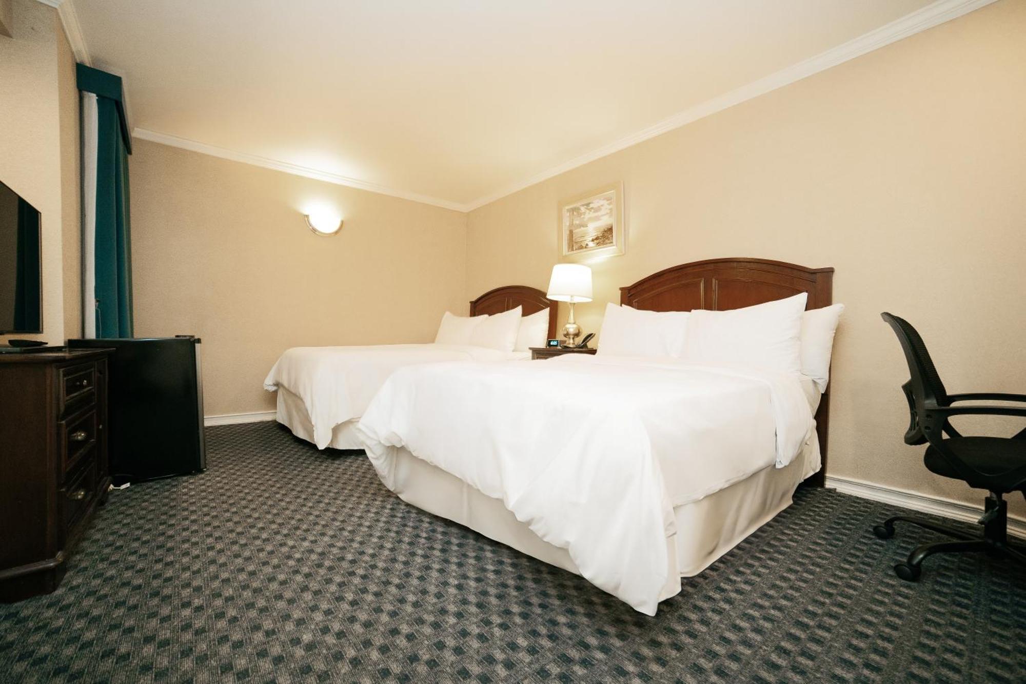 Stanford Hotel