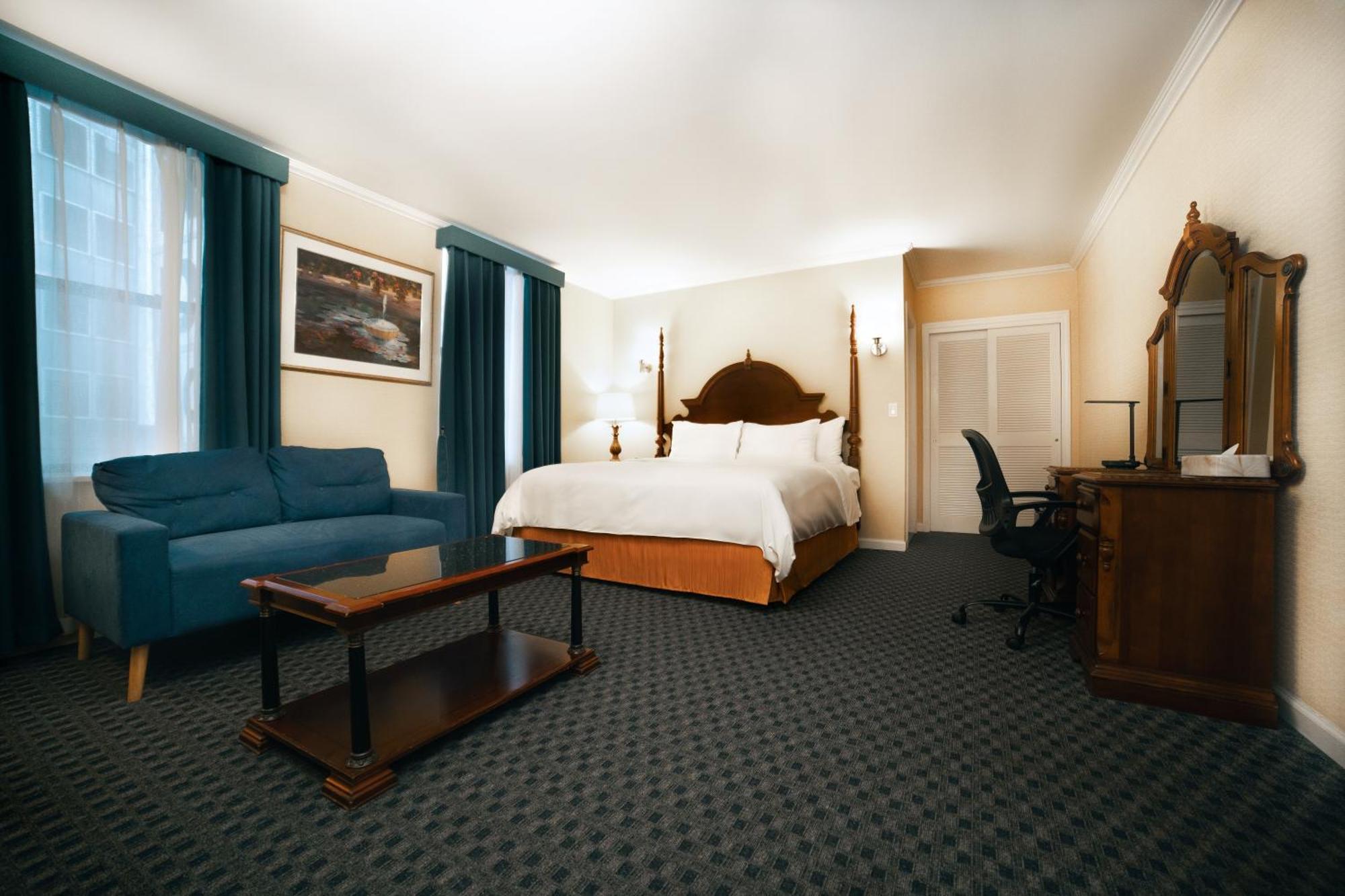 Hotel Stanford 3*