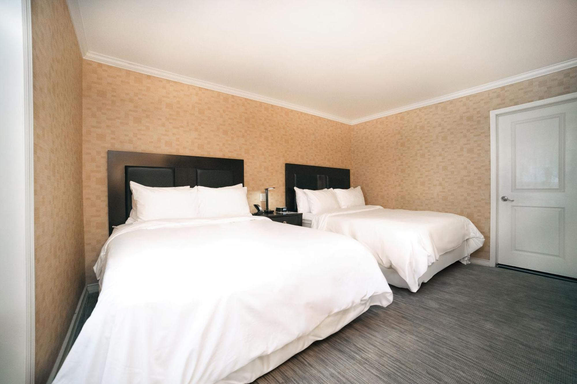 Stanford Hotel 3*